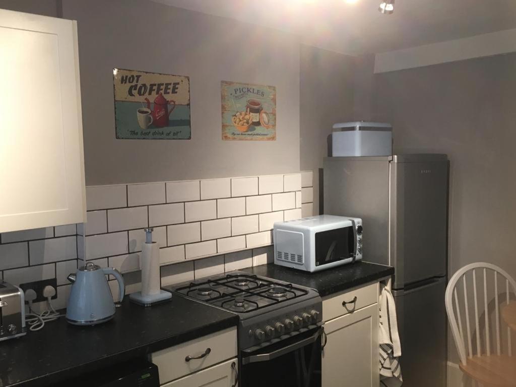 Blue Sky Cottage 매틀록 외부 사진